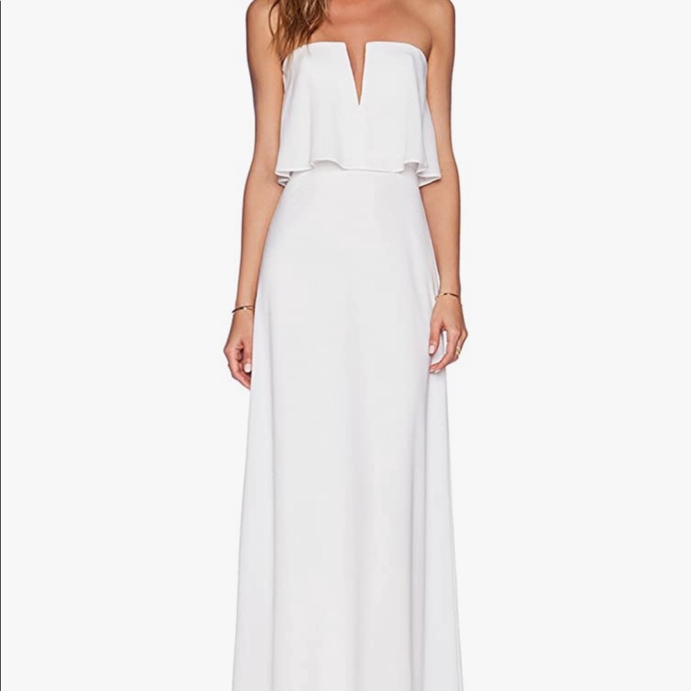 Beautiful long white strapless gown!